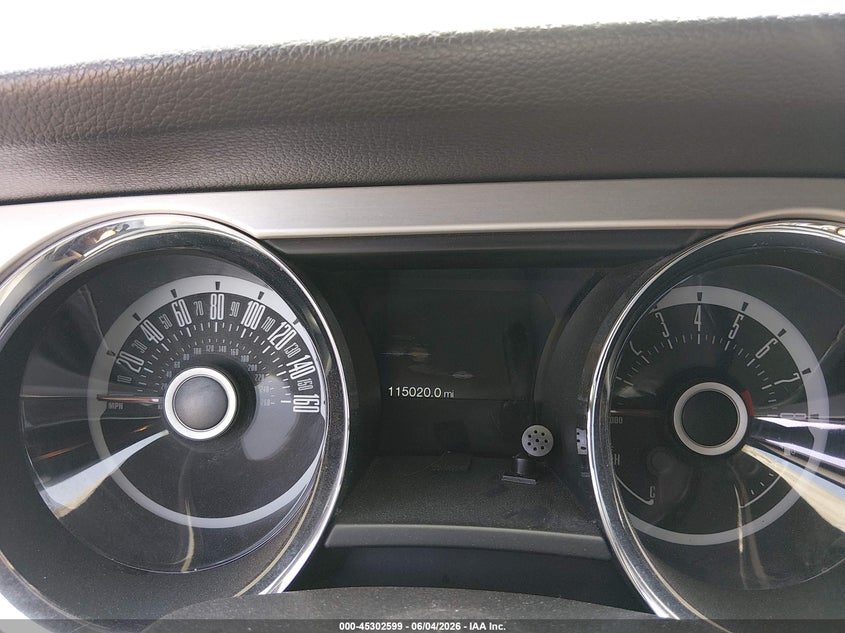 2013 Ford Mustang V6 Premium VIN: 1ZVBP8EM9D5236604 Lot: 45302599