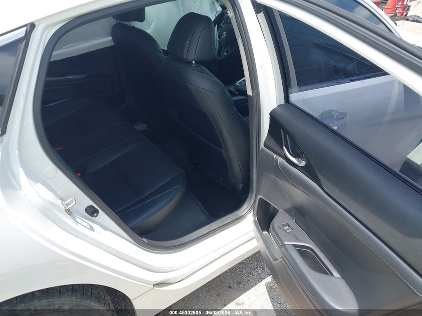 2020 Honda Insight Touring VIN: 19XZE4F9XLE000413 Lot: 45302605