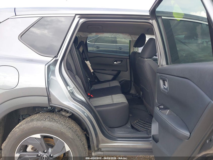2026 NISSAN ROGUE auction photo 8