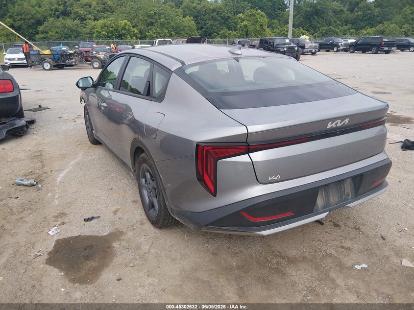 2025 KIA K4 auction photo 3