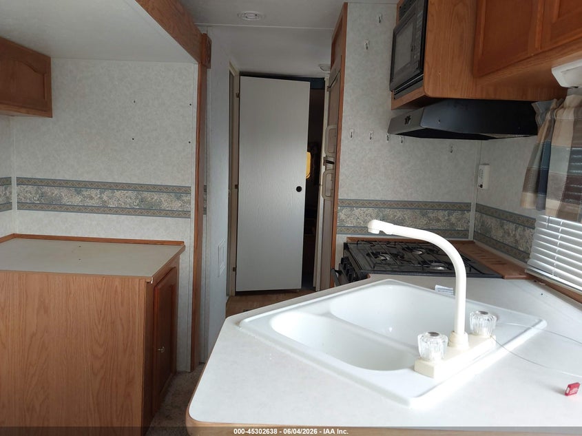 2002 OTHER SPRINGDALE SPRINGDALE TRAILER N/A