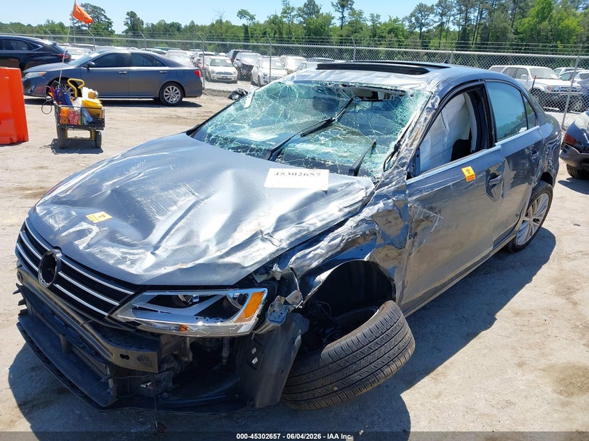 2015 VOLKSWAGEN JETTA auction photo 6