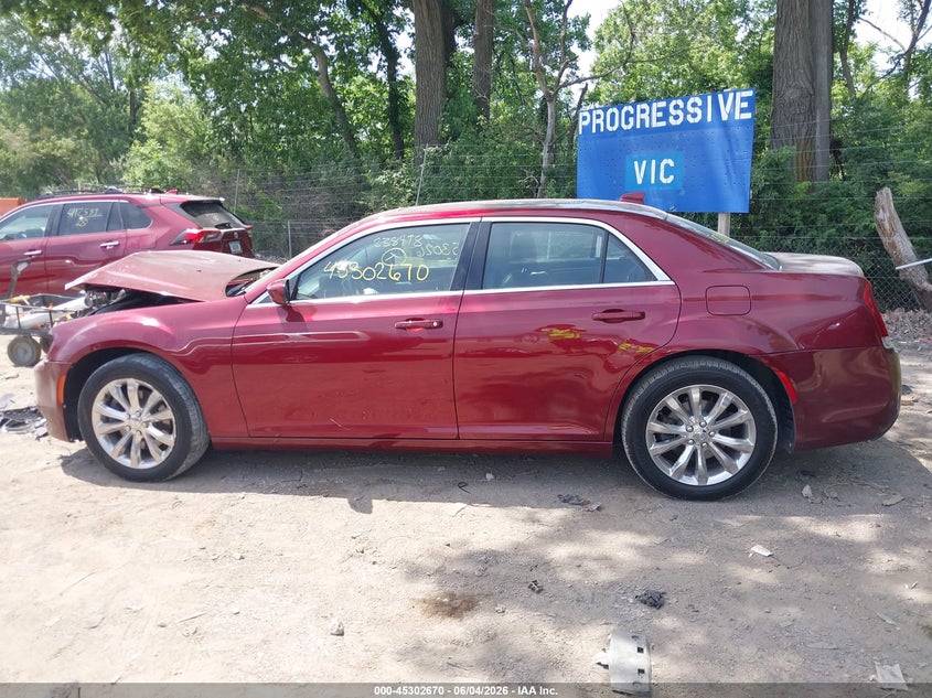 2016 Chrysler 300 Limited VIN: 2C3CCARG5GH238978 Lot: 45302670
