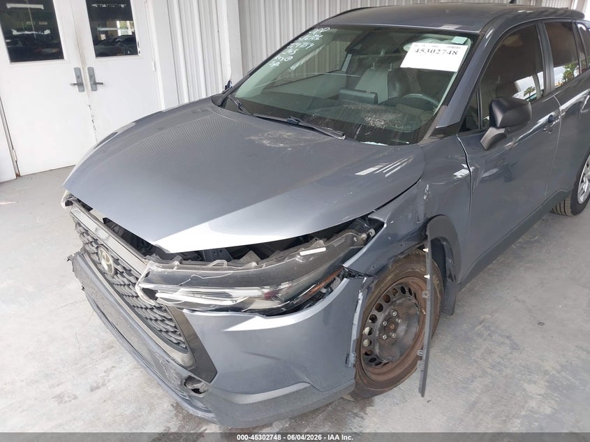2022 Toyota Corolla Cross L VIN: 7MUAAABG8NV014031 Lot: 45302748