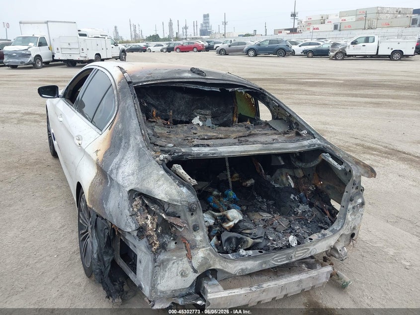 2019 BMW 530I auction photo 6