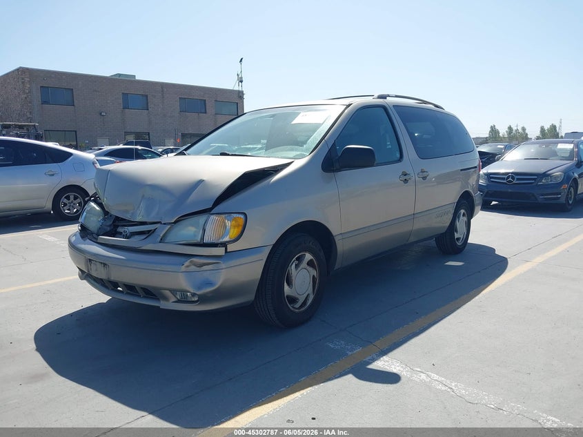 AtlanticExpress - Toyota Sienna