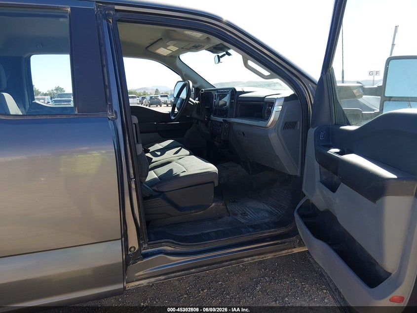 2023 FORD F-250 auction photo 5