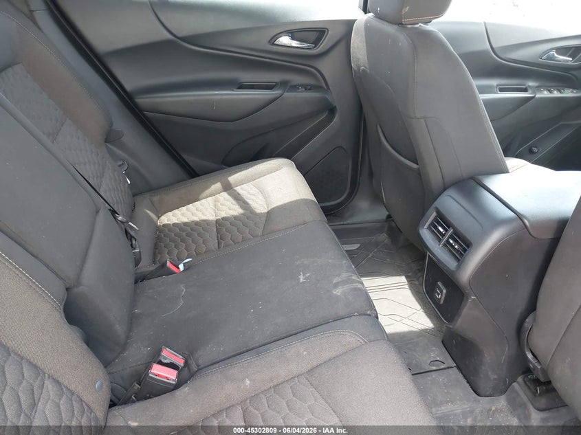 2019 Chevrolet Equinox Lt VIN: 2GNAXKEV0K6267950 Lot: 45302809