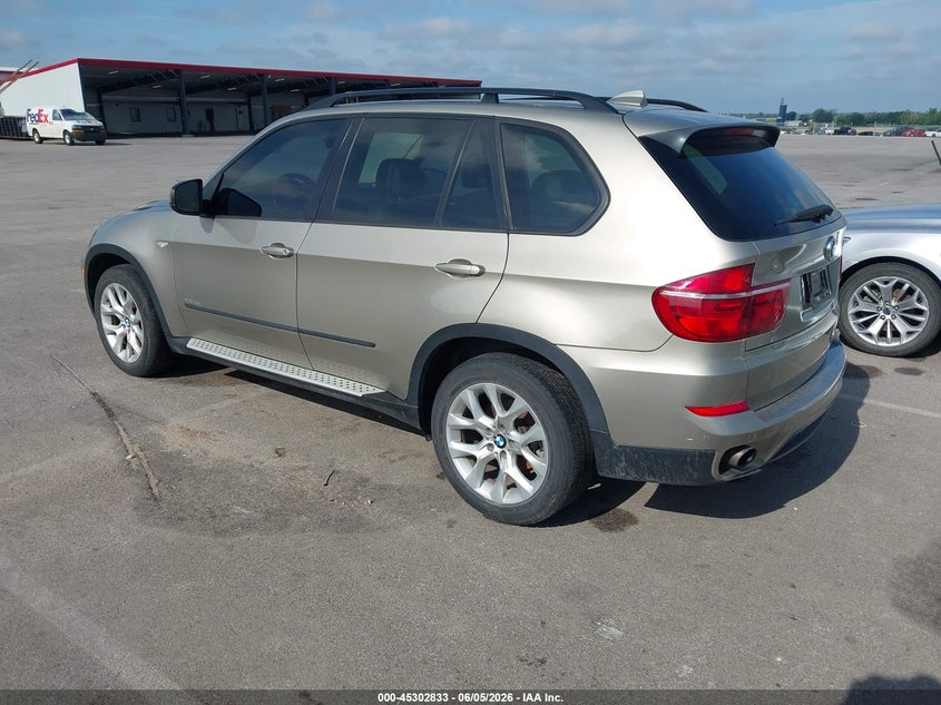 2012 BMW X5 auction photo 3