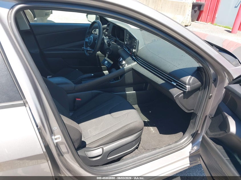 AtlanticExpress - Hyundai Elantra