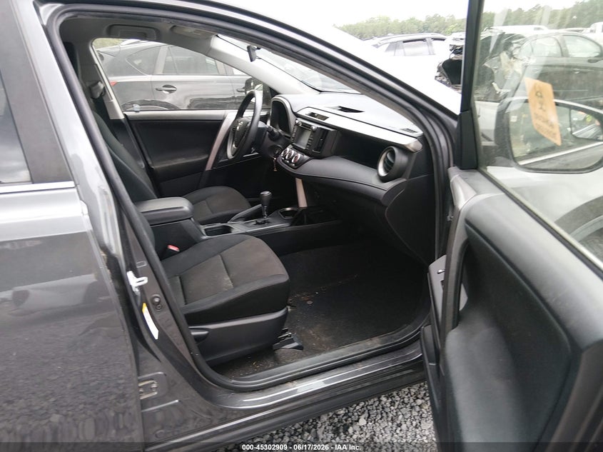 2017 TOYOTA RAV4 auction photo 5