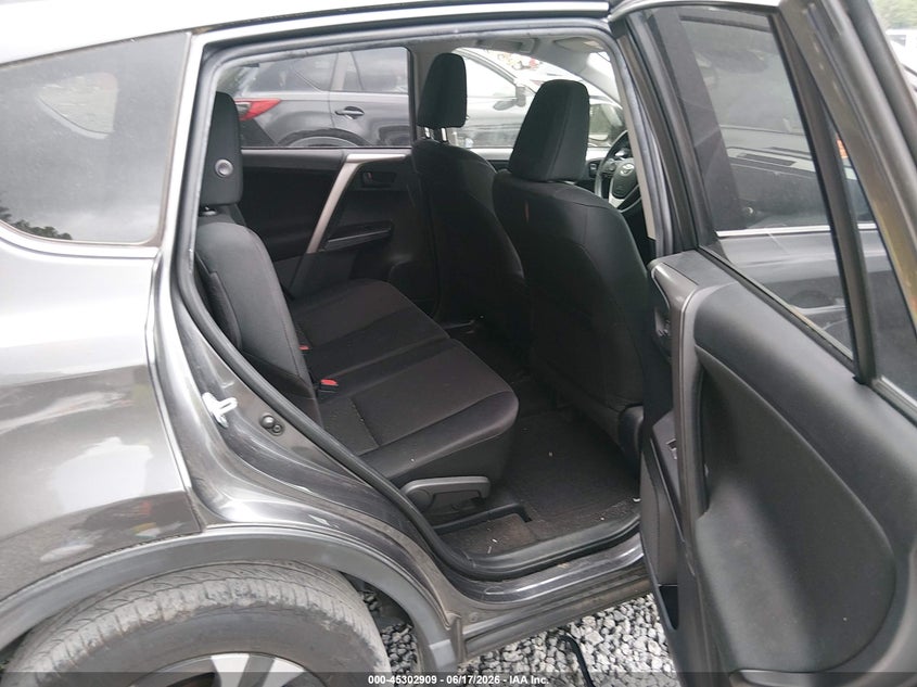 2017 TOYOTA RAV4 auction photo 8