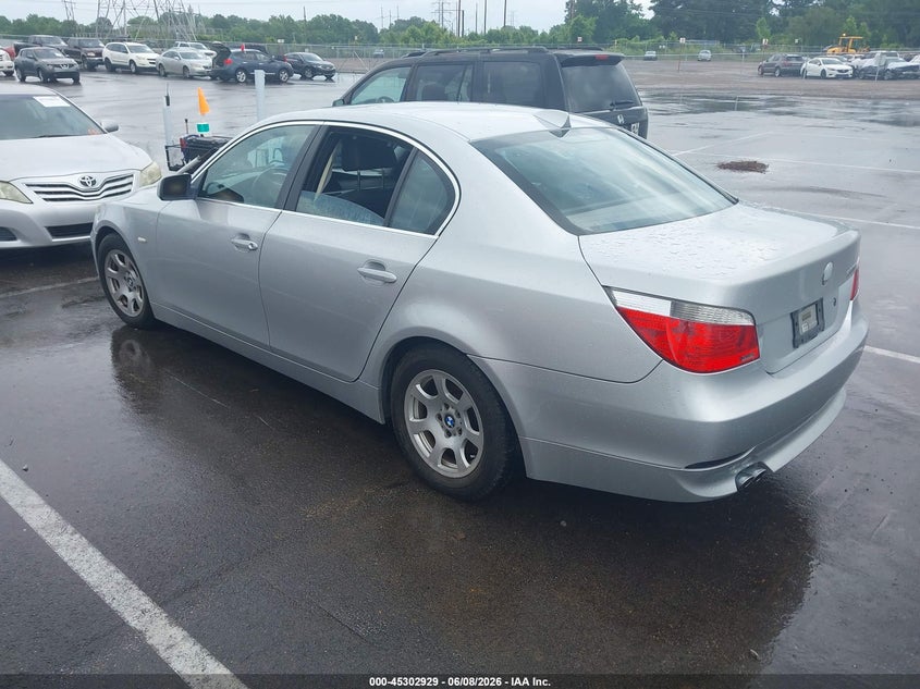 2004 BMW 525I auction photo 3
