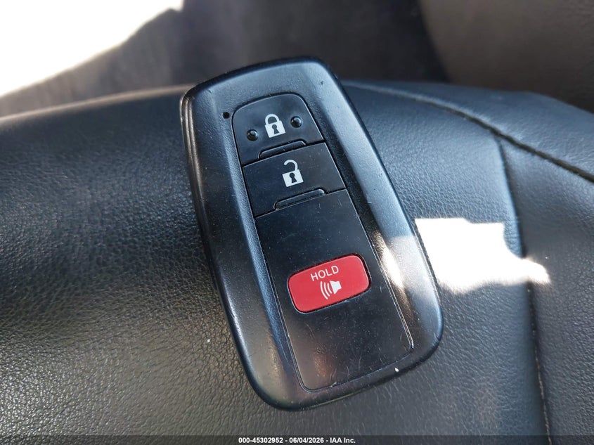 2019 Toyota Prius Limited VIN: JTDKARFU2K3080679 Lot: 45302952
