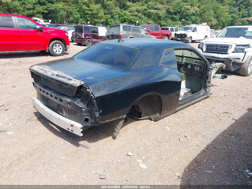Vin: 2c3cdzbt2gh234633, lot: 45800829, dodge challenger r/t shaker 20164