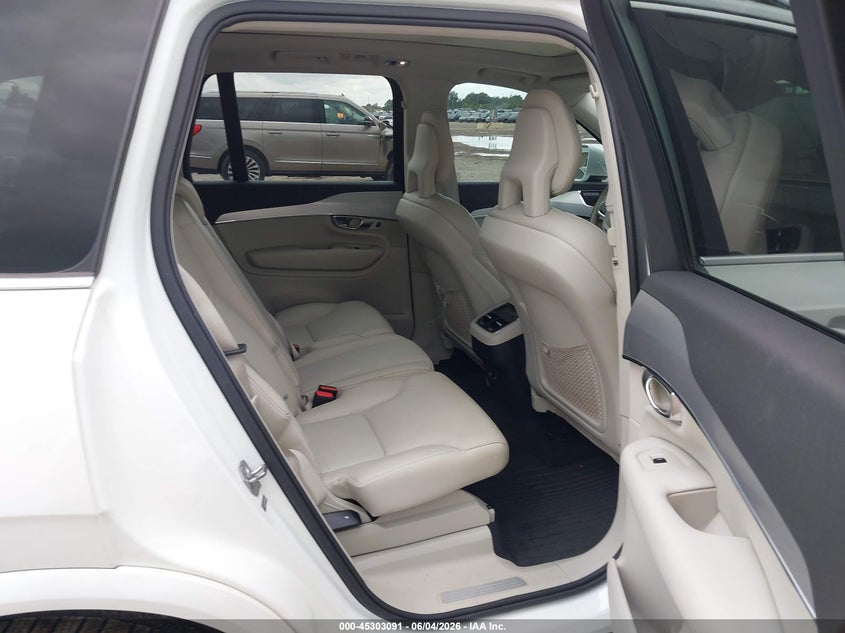 2017 Volvo Xc90 T6 Momentum VIN: YV4A22PK7H1157609 Lot: 45303091