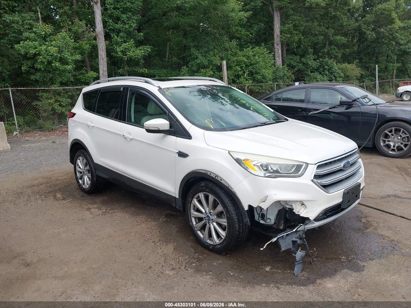 Vin: 1fmcu9j9xhue25213, lot: 45800963, ford escape titanium 2017 img_1