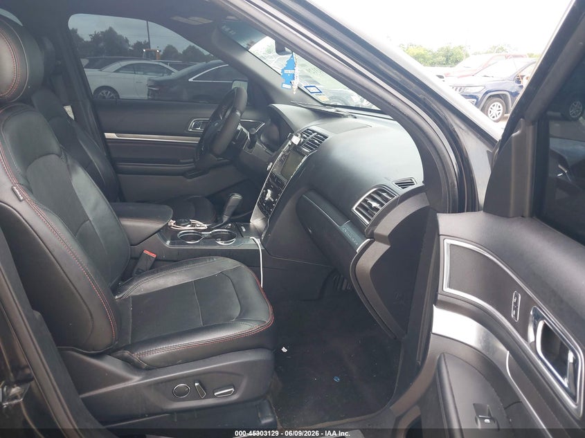 2016 FORD EXPLORER auction photo 5
