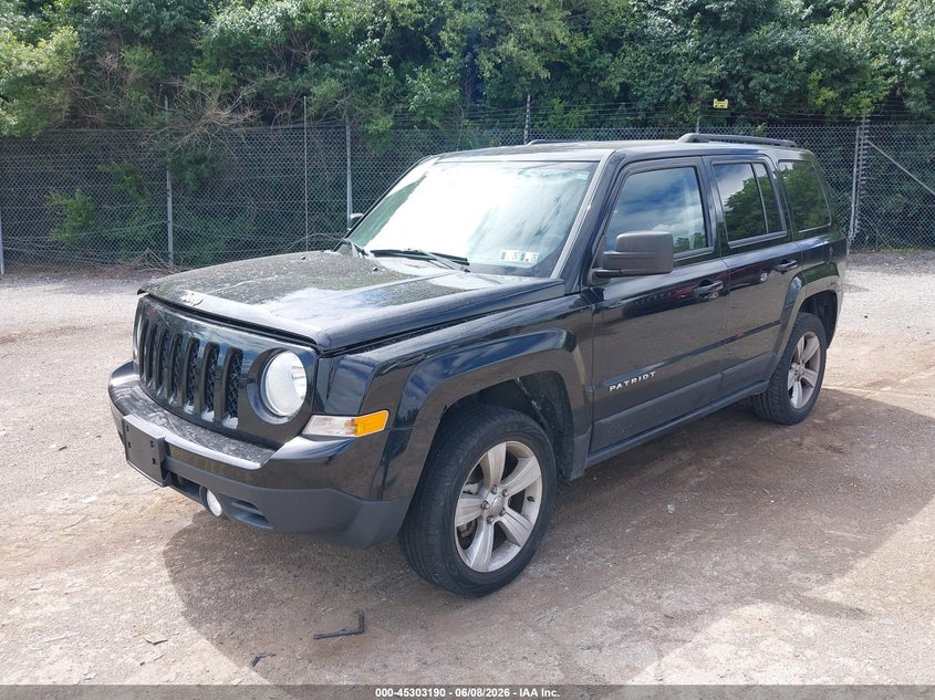 Vin: 1c4njrfb2gd657501, lot: 45801053, jeep patriot latitude 20162
