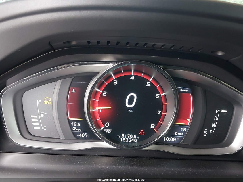 2016 VOLVO XC60 auction photo 7