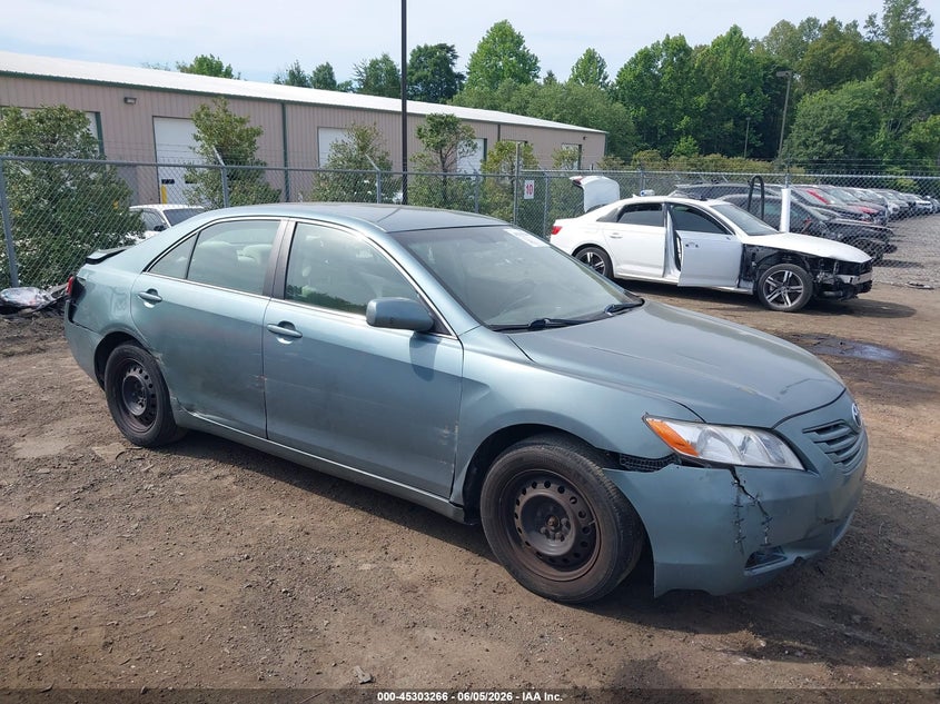 2009 TOYOTA CAMRY LE