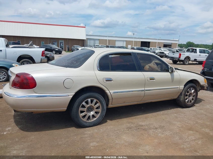 2001 Lincoln Continental VIN: 1LNHM97VX1Y726122 Lot: 45303368