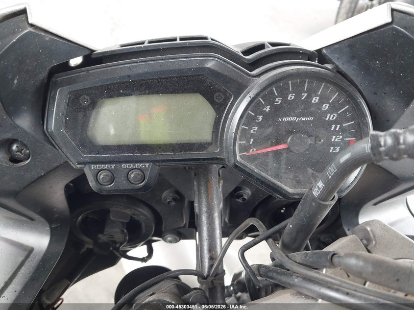 2011 YAMAHA FZ1 auction photo 7