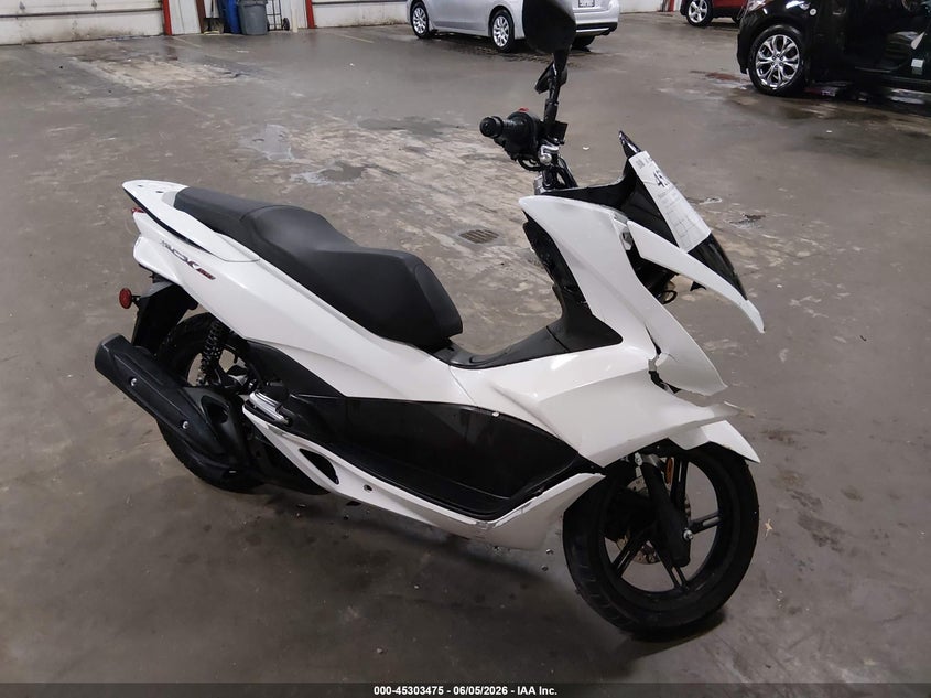 2015 HONDA PCX auction photo 1