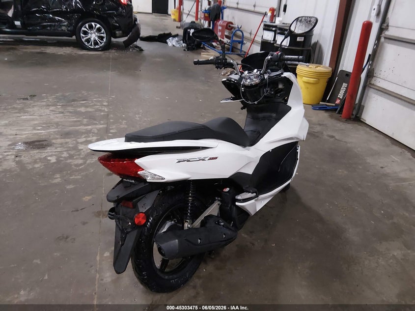 2015 HONDA PCX auction photo 4