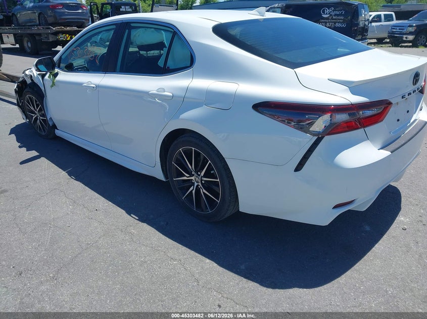 Vin: 4t1g11ak3ru847209, lot: 45801345, toyota camry se 20243