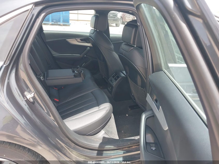 AUDI A4 - zdjęcie 8