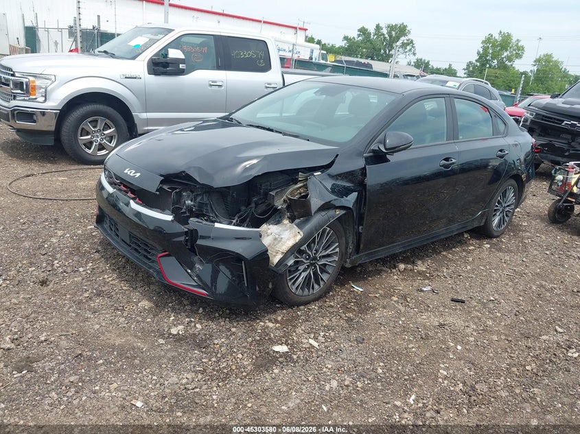 2024 KIA FORTE auction photo 2