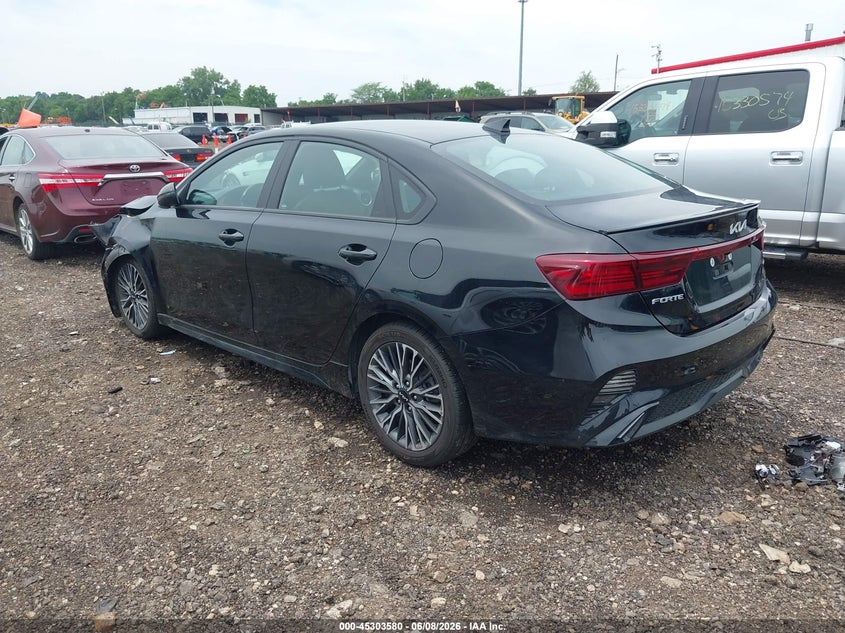 2024 KIA FORTE auction photo 3