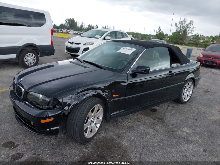 2000 BMW 323Ci VIN: WBABR3347YEG01158 Lot: 45303593