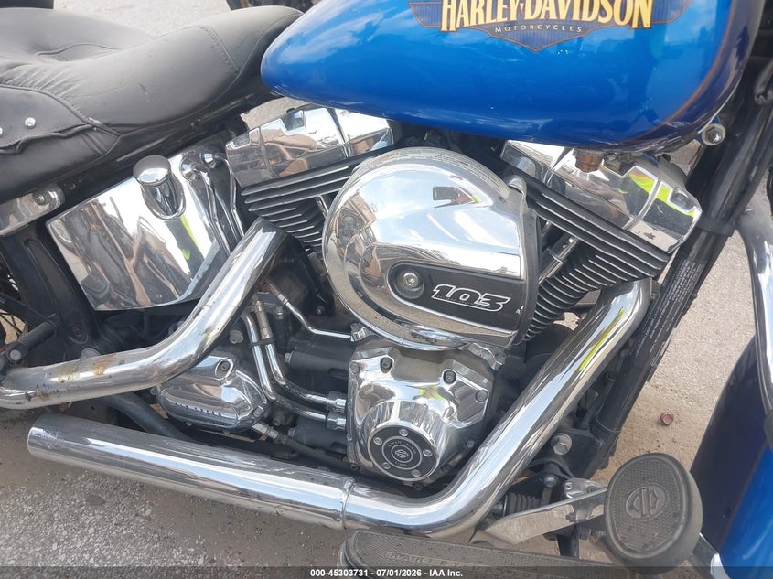 2017 HARLEY-DAVIDSON FLSTC auction photo 8