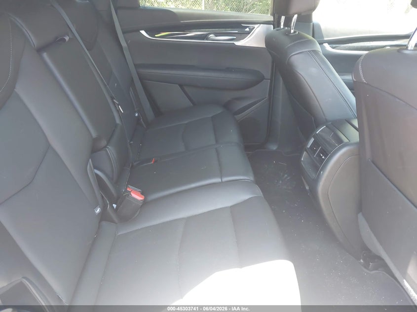 CADILLAC XT5 - zdjęcie 8