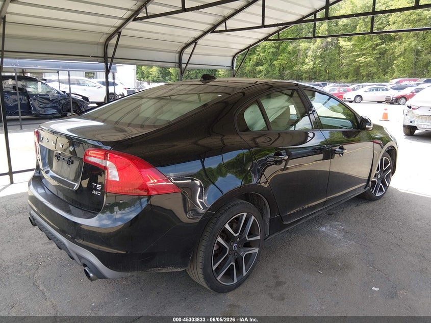 2017 VOLVO S60 auction photo 4