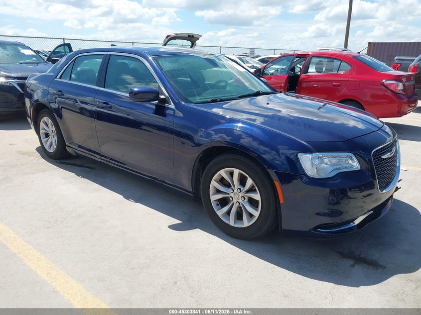 Vin: 2c3ccaag8gh243121, lot: 45801704, chrysler 300 limited 2016 img_1