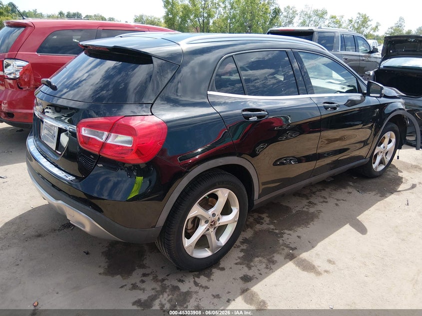 2020 MERCEDES-BENZ GLA 250 auction photo 4