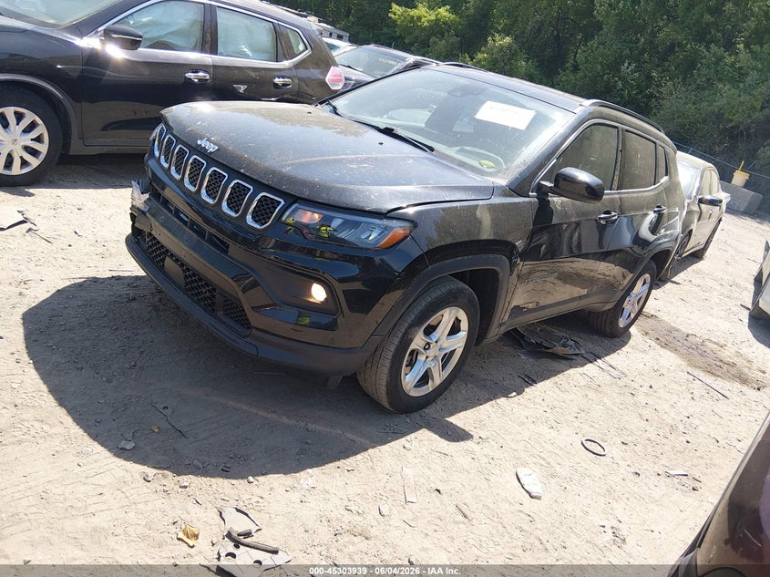 2023 JEEP COMPASS auction photo 2