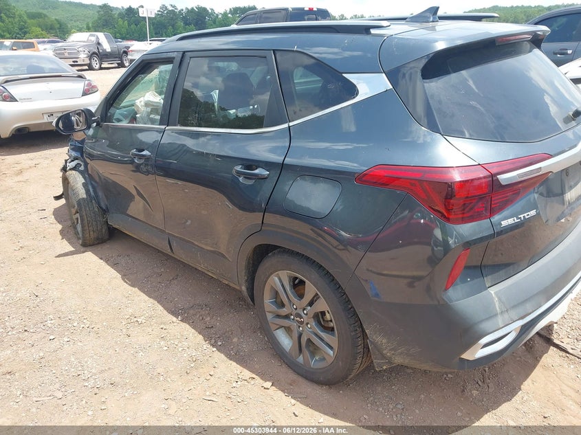 2023 KIA SELTOS auction photo 3