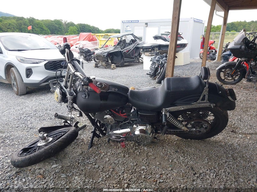 2011 Harley-Davidson Fxdc VIN: 1HD1GV411BC323411 Lot: 45304035