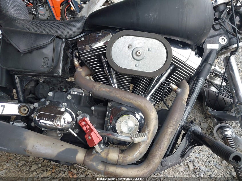 2011 Harley-Davidson Fxdc VIN: 1HD1GV411BC323411 Lot: 45304035