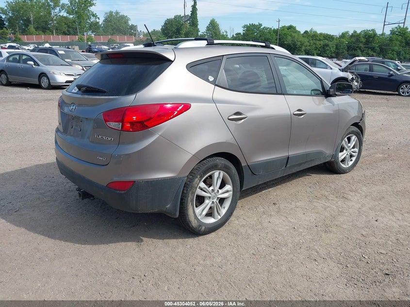 Vin: km8jucac3cu404583, lot: 45801915, hyundai tucson gls 20124