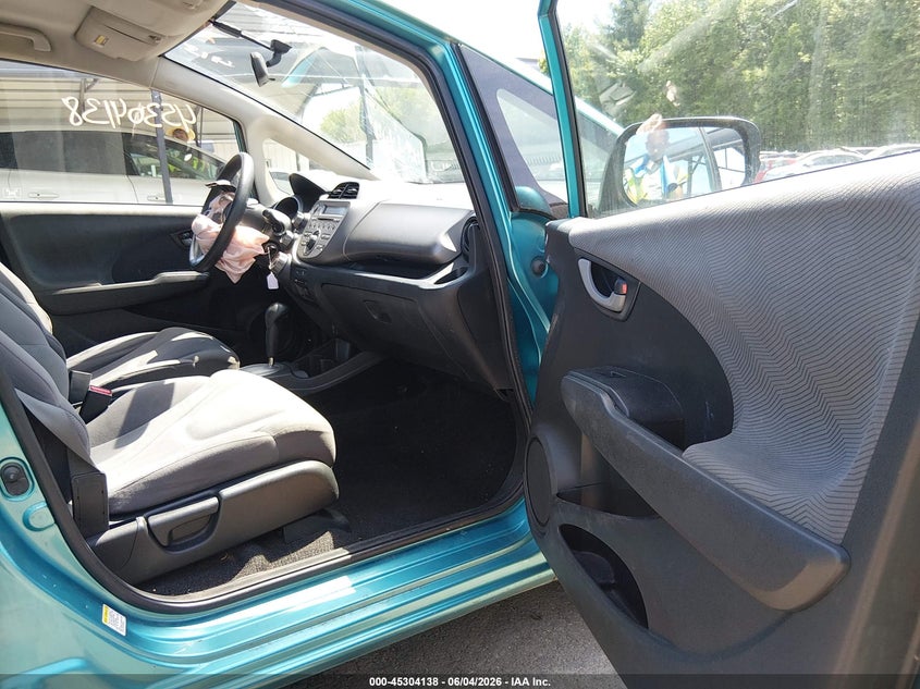 2013 Honda Fit VIN: JHMGE8H31DC021732 Lot: 45304138