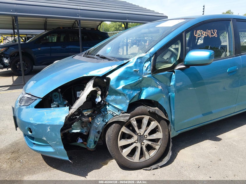 2013 Honda Fit VIN: JHMGE8H31DC021732 Lot: 45304138