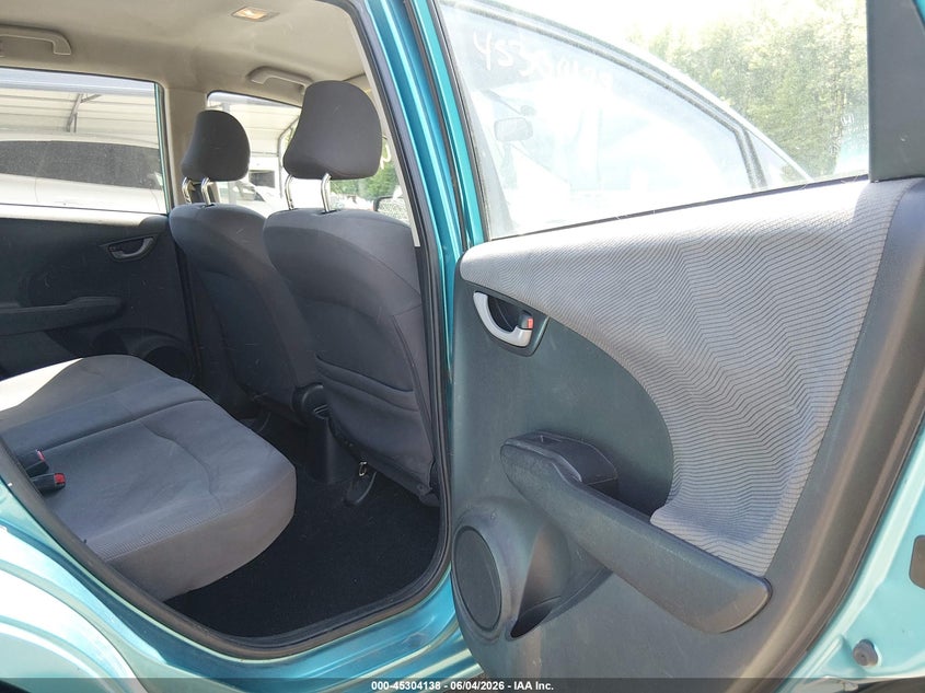 2013 Honda Fit VIN: JHMGE8H31DC021732 Lot: 45304138