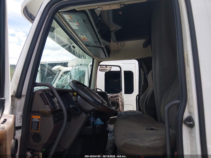 2017 Volvo Vnl VIN: 4V4NC9TK2HN980719 Lot: 45304162