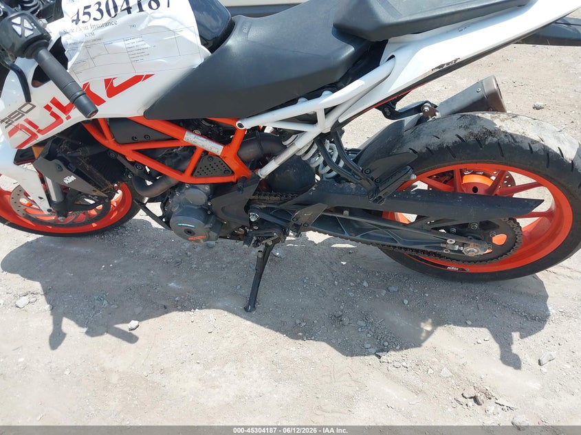 2019 Ktm 390 Duke VIN: MD2JPJ40XKC209760 Lot: 45304187