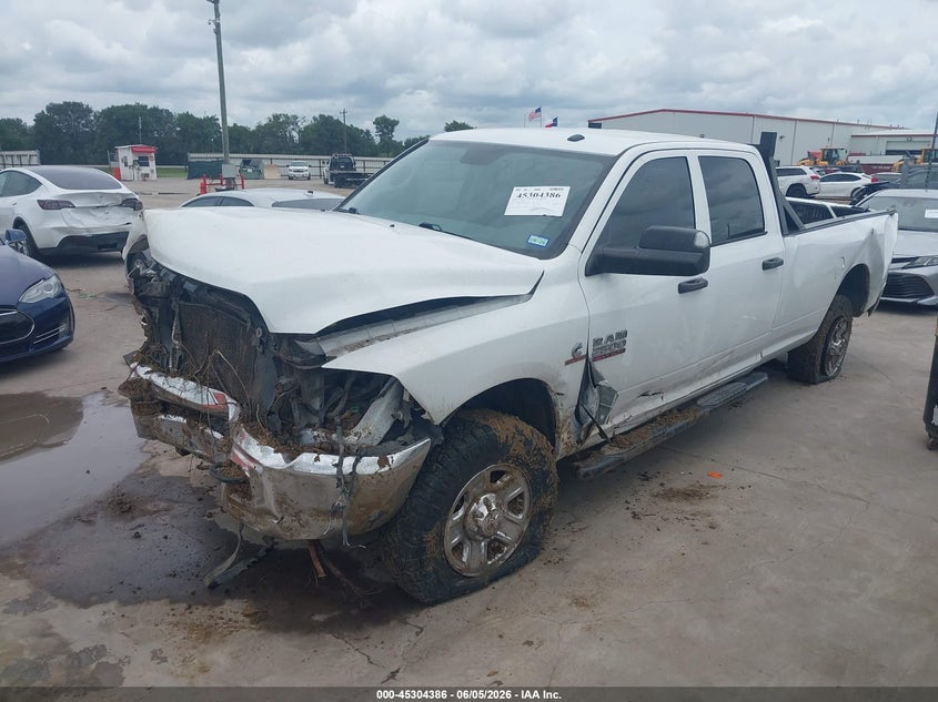 Vin: 3c6ur5hl9jg326306, lot: 45802249, ram 2500 tradesman  4x4 8' box 20182
